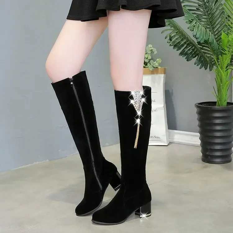 2023 Womens Long Boots Fashion Rhinestone Thickheeled Highheeled Kneehigh Boot Zipper Retro Knight Boot Women Shoes W251024