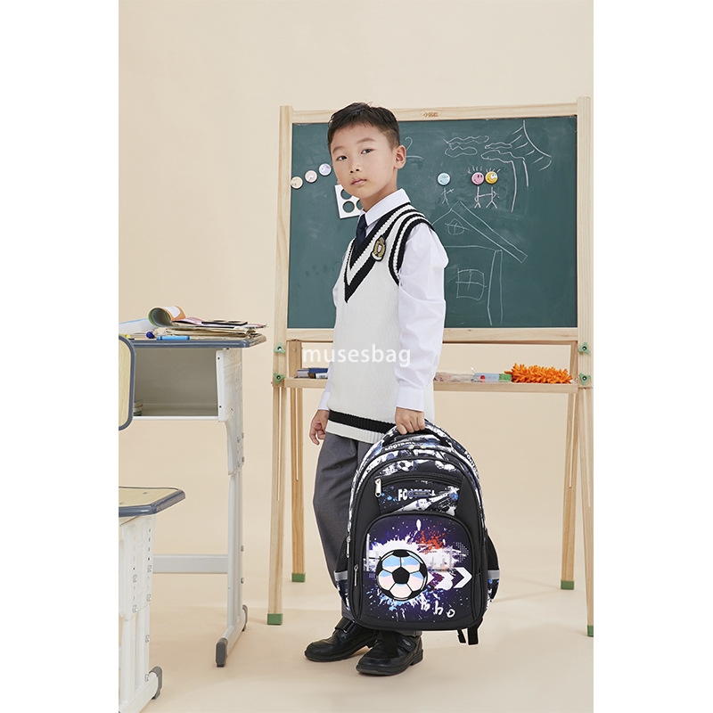 Foreign trade schoolbag 1-3 grade camouflage football primary school students large capacity ridge protection children backpack layer backpack