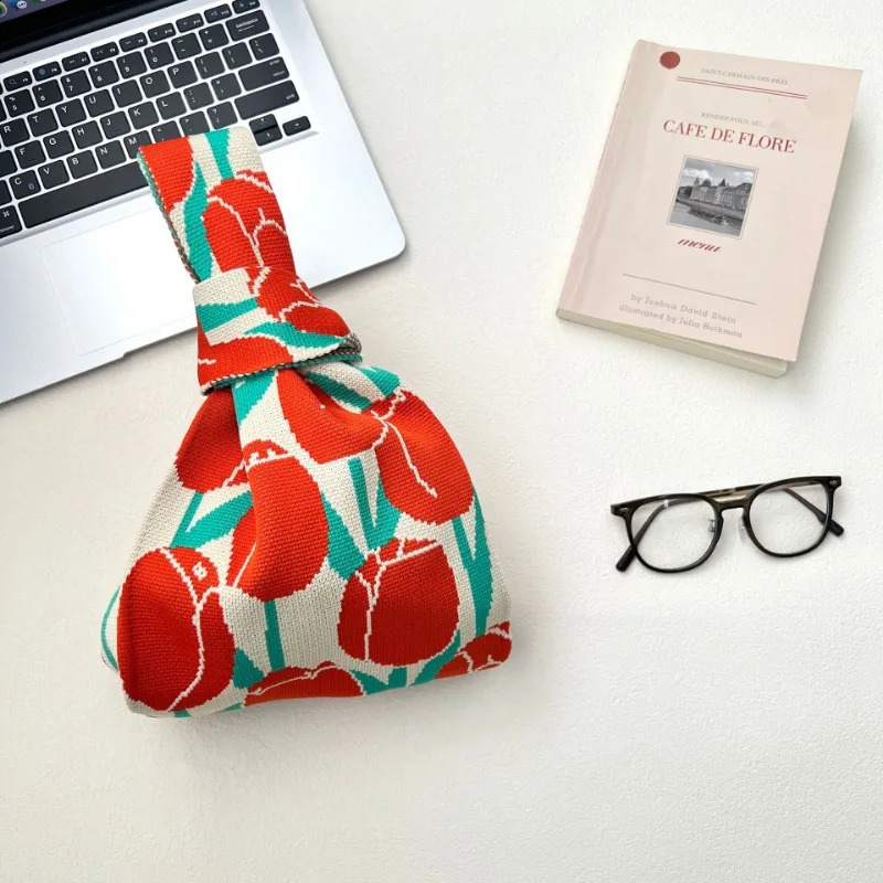1pcs Handmade Knit Handbag Women Mini Knot Wrist Bag Japanese Casual Color Tote Student Reusable Shopping Bags 240801ZYl