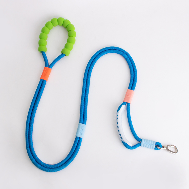 Dog leash, pet walking rope, dog chain, p rope, p chain, explosion-proof punch, hands-free walking tool
