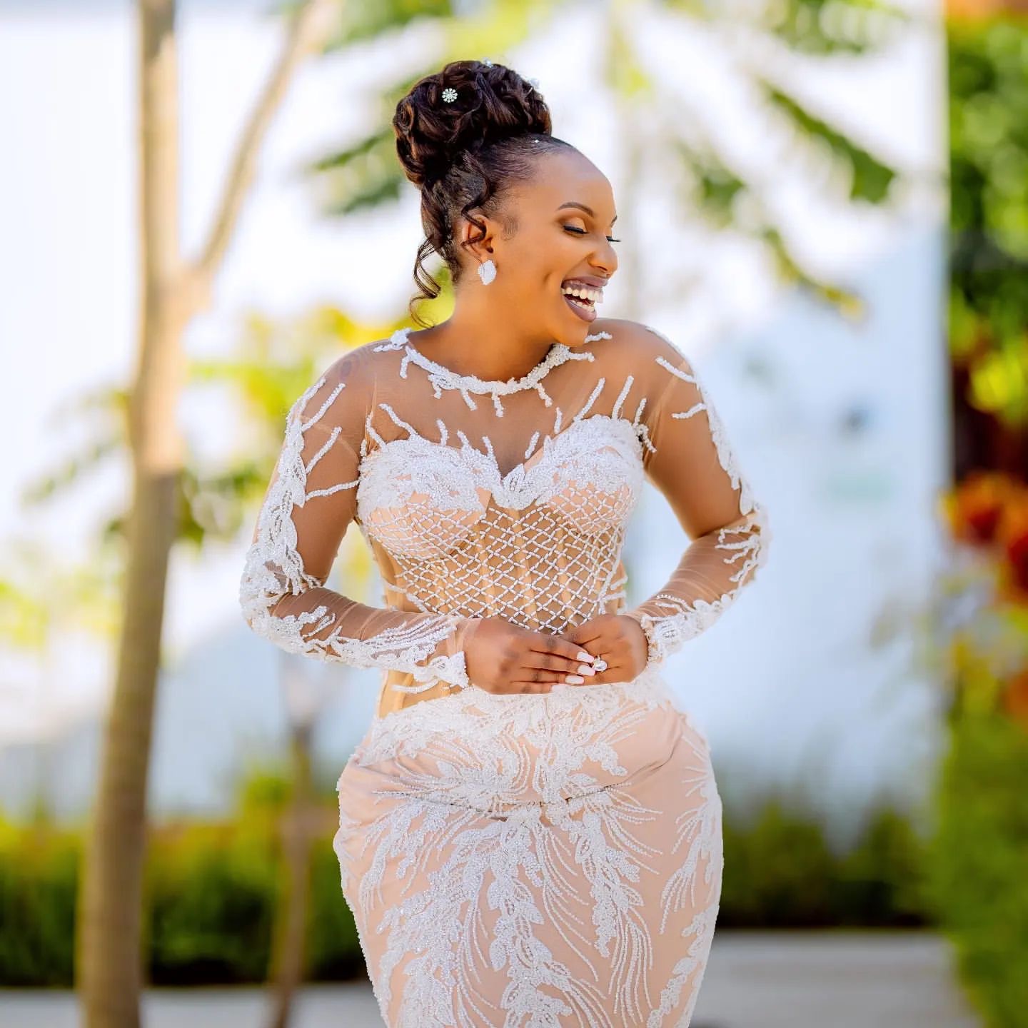 2024 Arabic Aso Ebi Plus Size White Illusion Mermaid Wedding Dresses Lacefull Beaded Vintage Bridal Gowns Dress ZJ64