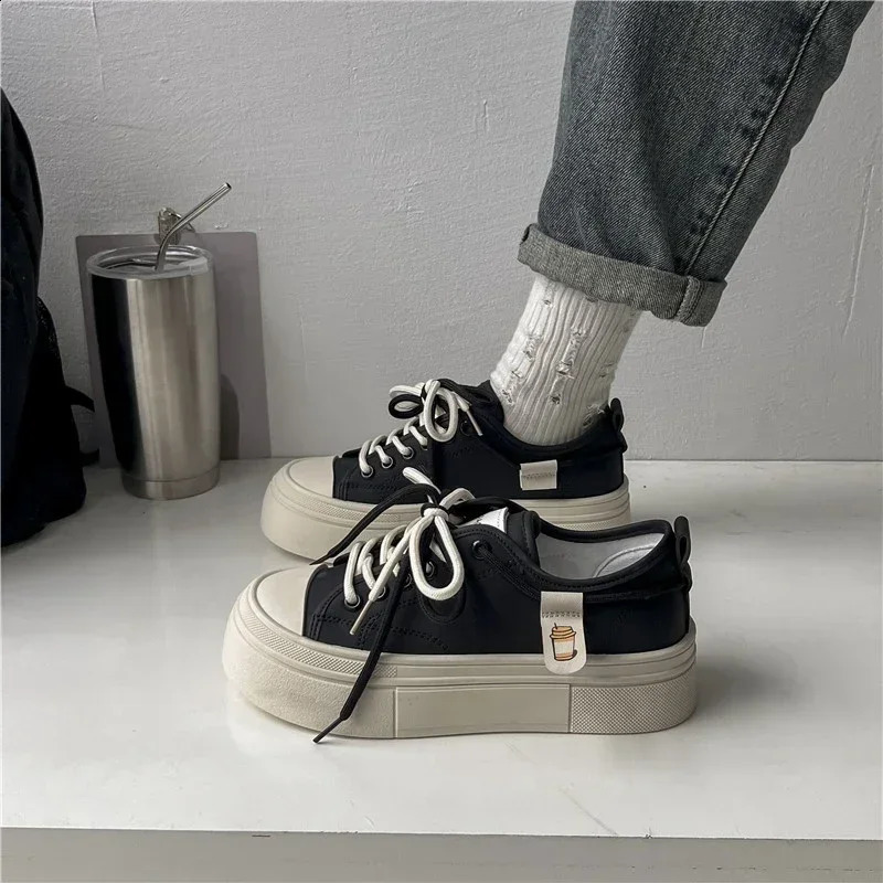 White shoes casual womens sports shoes womens wedge basket 2024 round toe Modis Clogs platform fully matched shallow mouth autumn S 240827