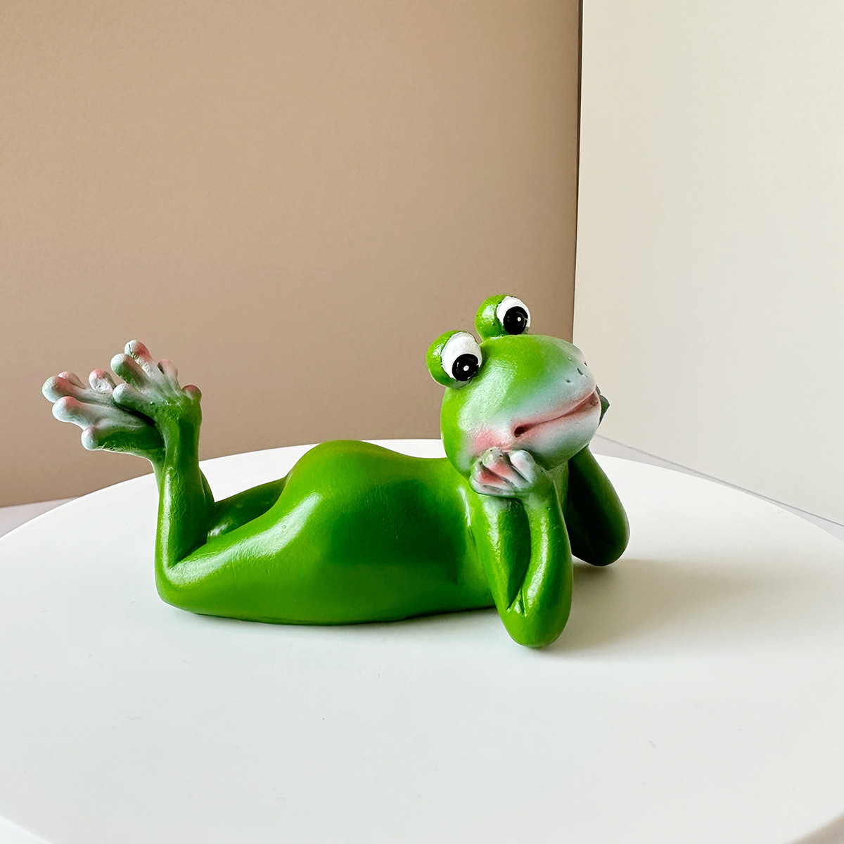 Courtyard bonsai decorative ornaments personalized cartoon frog hanging creative animal resin ornaments