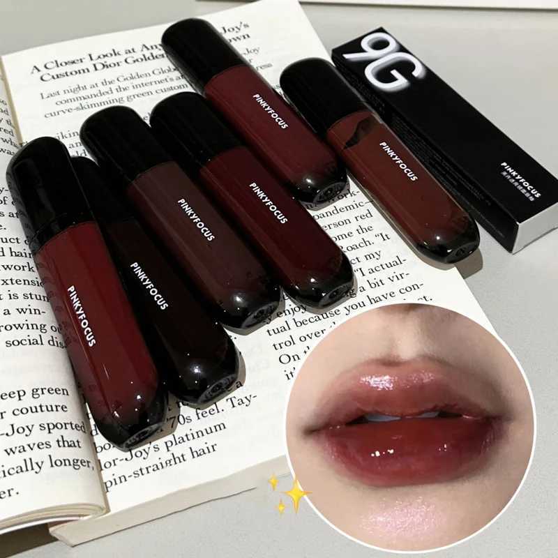 Red Brown Mirror Lip Glaze Water Light Moisturizing Non-stick Cup Highly Pigmented Red Liquid Lipstick Lip Tint Makeup CosmeticsXJ250312