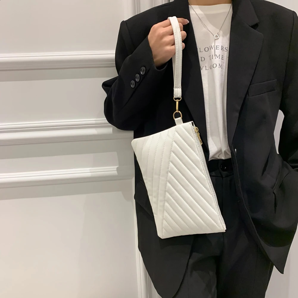 Women Wristlet Bag Stylish Women Leather Envelope Bag Shopping Traveling Portable Small Purse Clutch Wallet 240802