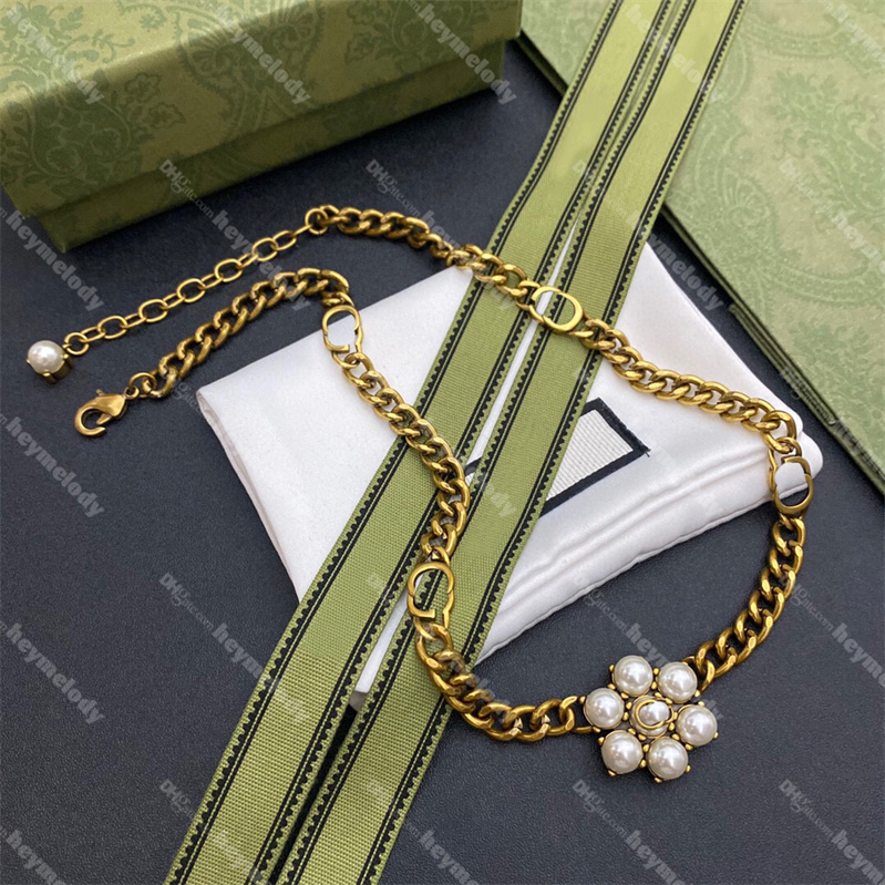 Vintage Pearl Brace… - image