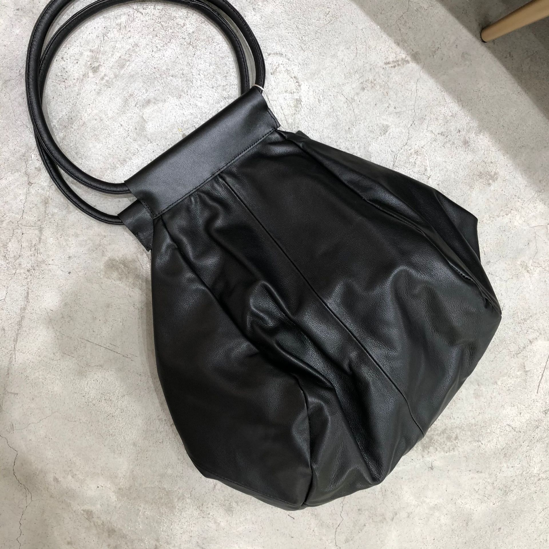 Fashionable and Personalized Handmade Genuine Leather Women's Bag Big Bag First Layer Cowhide Underarm Wrist Bag Large Capacity