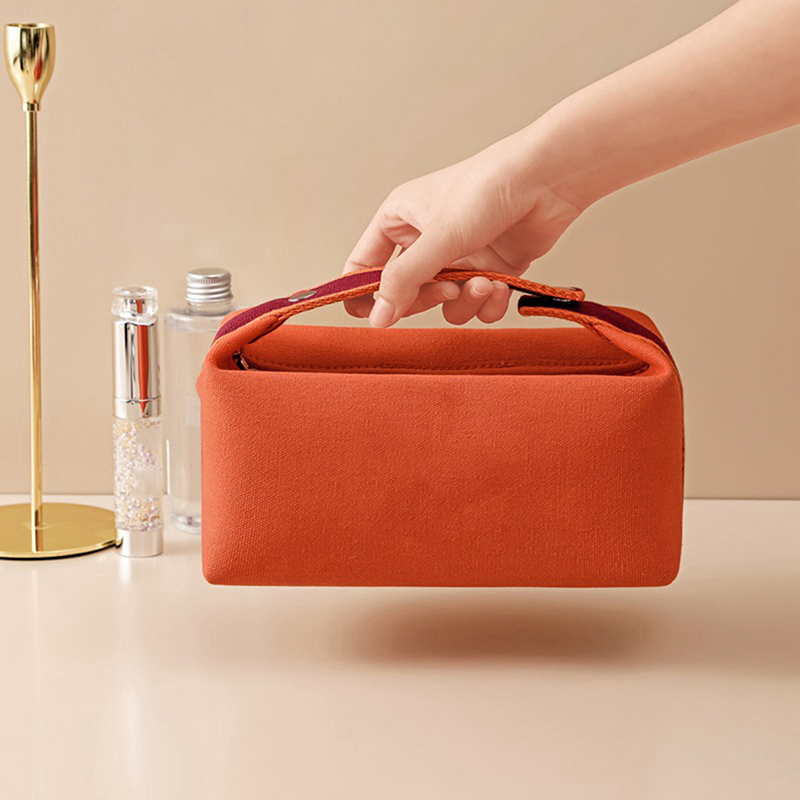 1PCS New Luxury Cosmetic Bag Waterproof Canvas Makeup Pouch Fashion Women Makeup Organizer Toiletry Bag Travel Storage Bag