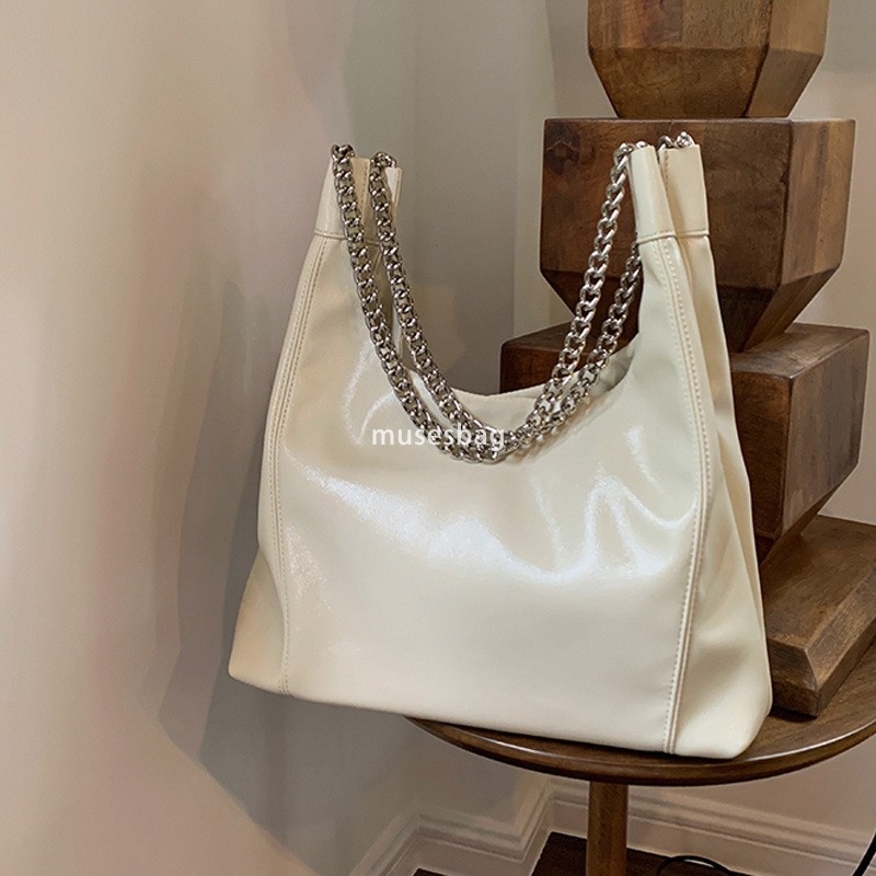 Wholesale soft leather tote bag new trendy and high-end single shoulder bag armpit bag chain strap wandering bag women's bag