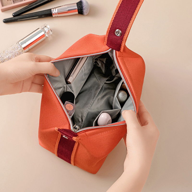 1PCS New Luxury Cosmetic Bag Waterproof Canvas Makeup Pouch Fashion Women Makeup Organizer Toiletry Bag Travel Storage Bag