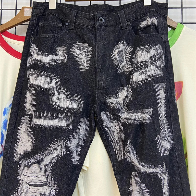 Letter Embroidery Jeans for Men High Street Gothic Street Clothing Mens Straight Waist Bag Denim Trouser Neutral Spring 240829