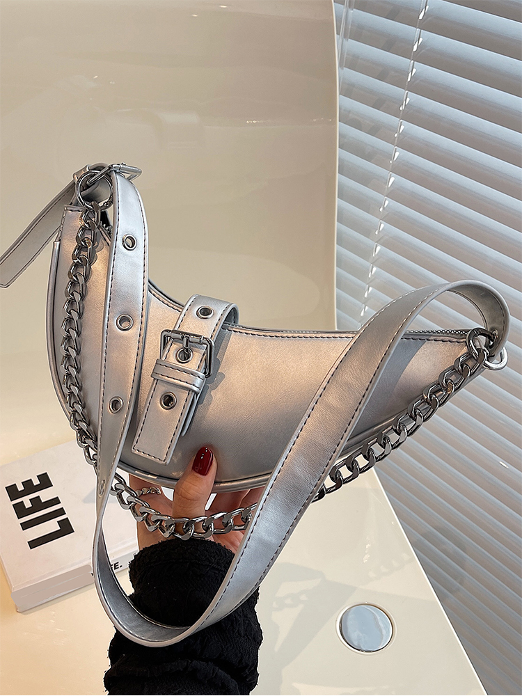 Small Design Fashion French Lady Armpit Bag All-In-One Commuter Crescent Pack Silver