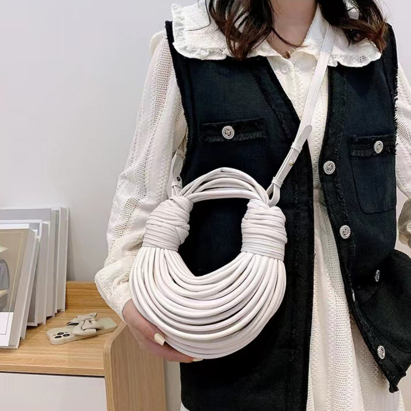 Handbags for Women 2024 New in Gold Luxury Designer Brand Handwoven Noodle Bags Rope Knotted Pulled Hobo Silver Evening Clutch