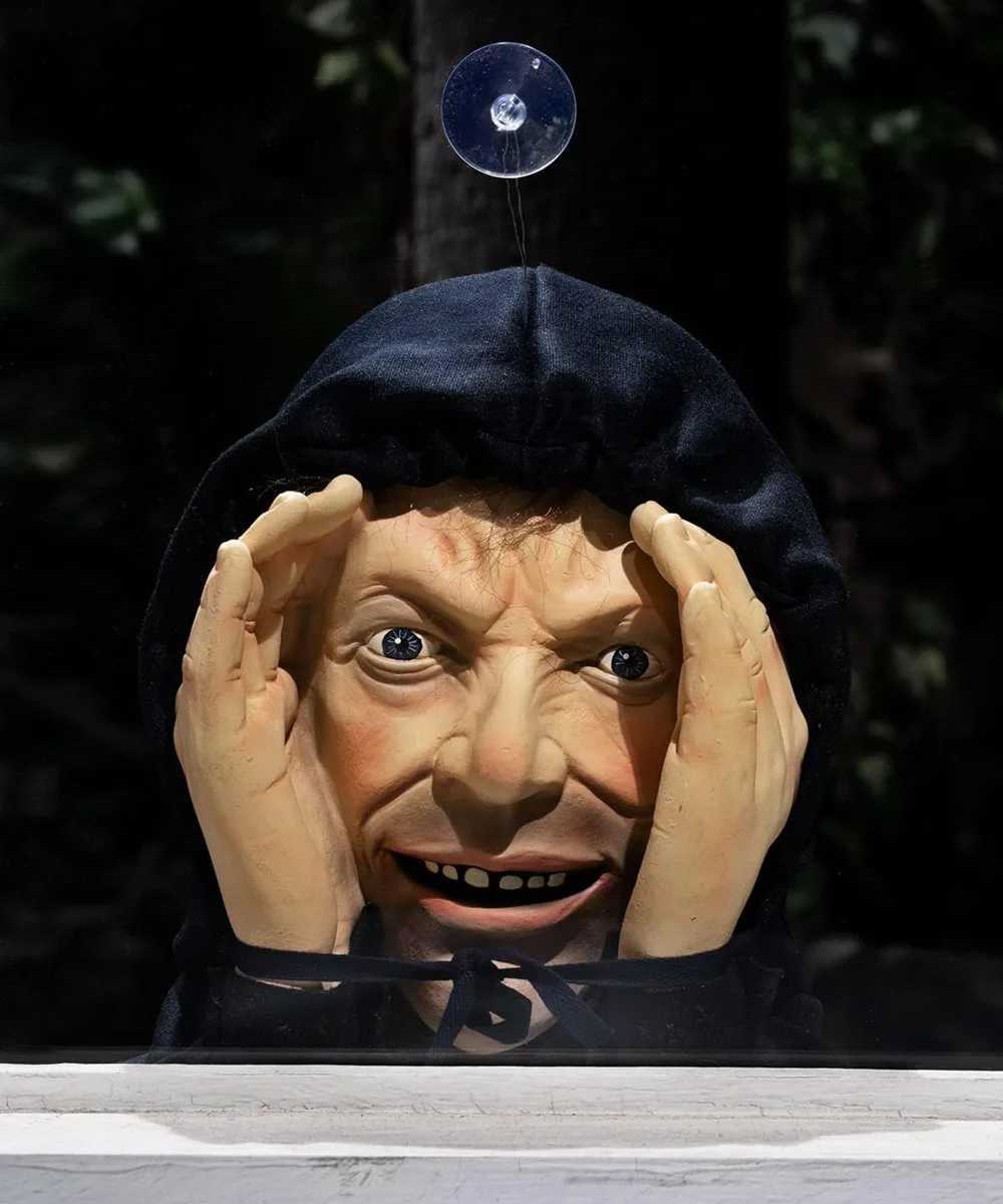 Scary Peeper Freak Halloween Decoration Peeping Tom Indoor and Outdoor Window Hanging Mask for Spooky House Party Scares Tricks Y240801
