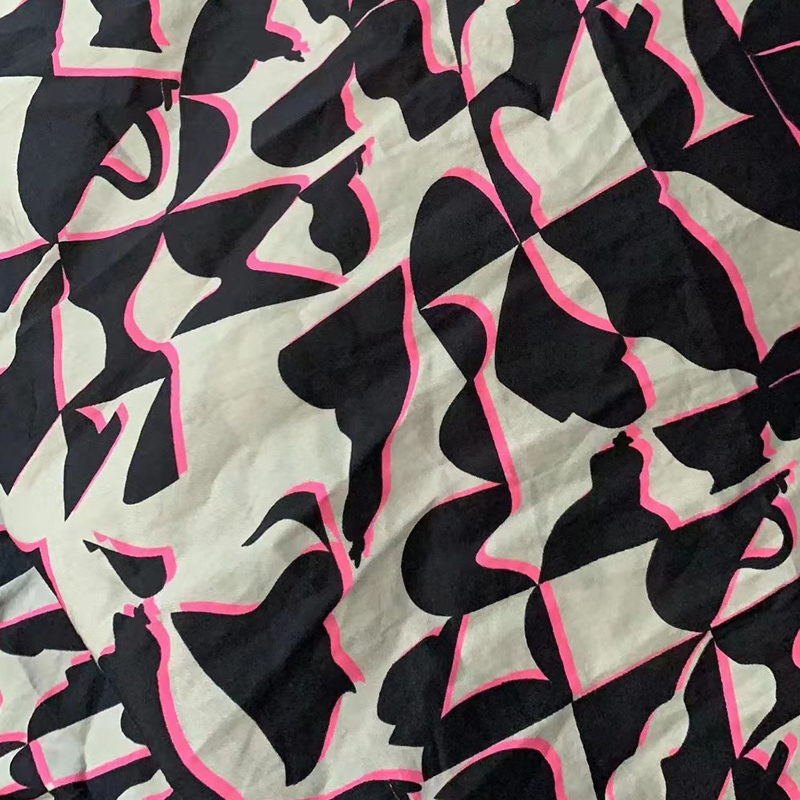Clothing fabrics factory direct supply high quality 100S combed long-staple cotton cotton high count high density poplin woven fabric digital printing