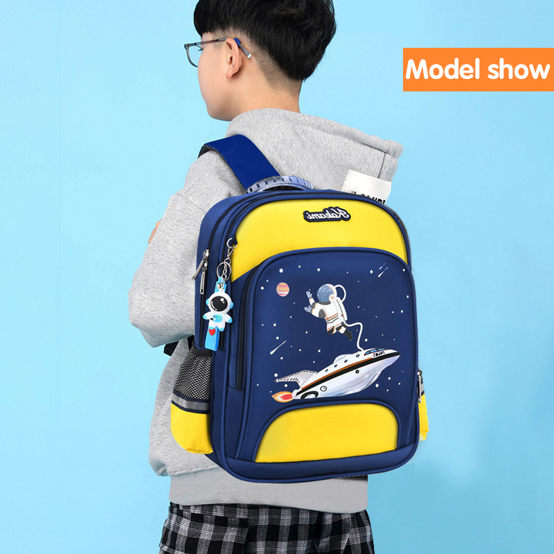 New 3D Kids Backpack Anti-lost Astronauts School bags Waterproof Cartoon Boys Backpack junior high school students' schoolbag