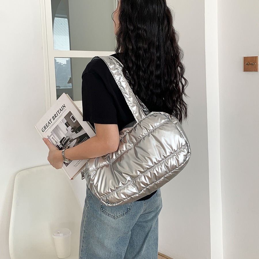 LEFTSIDE Silver Thread Shoulder Bags for Women 2023 Winter Korean Female Underarm Bag Lady Solid Color Big Handbags and Purses