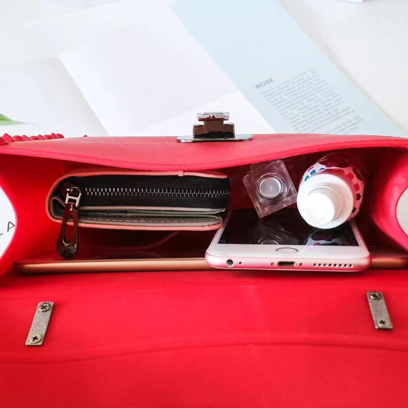 Women Rivet Bags Fashion Hasp Lock Crossbody Shoulder Bolsos Female Clutch Messenger Handbags Purses Ladies Square Cellphone Bag
