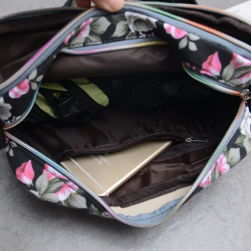New Women's Messenger Bag 2023 Korean Canvas Bag Fashion One Shoulder Slant Cross Handbag Multi Flower Small Cloth Crossbody Bag