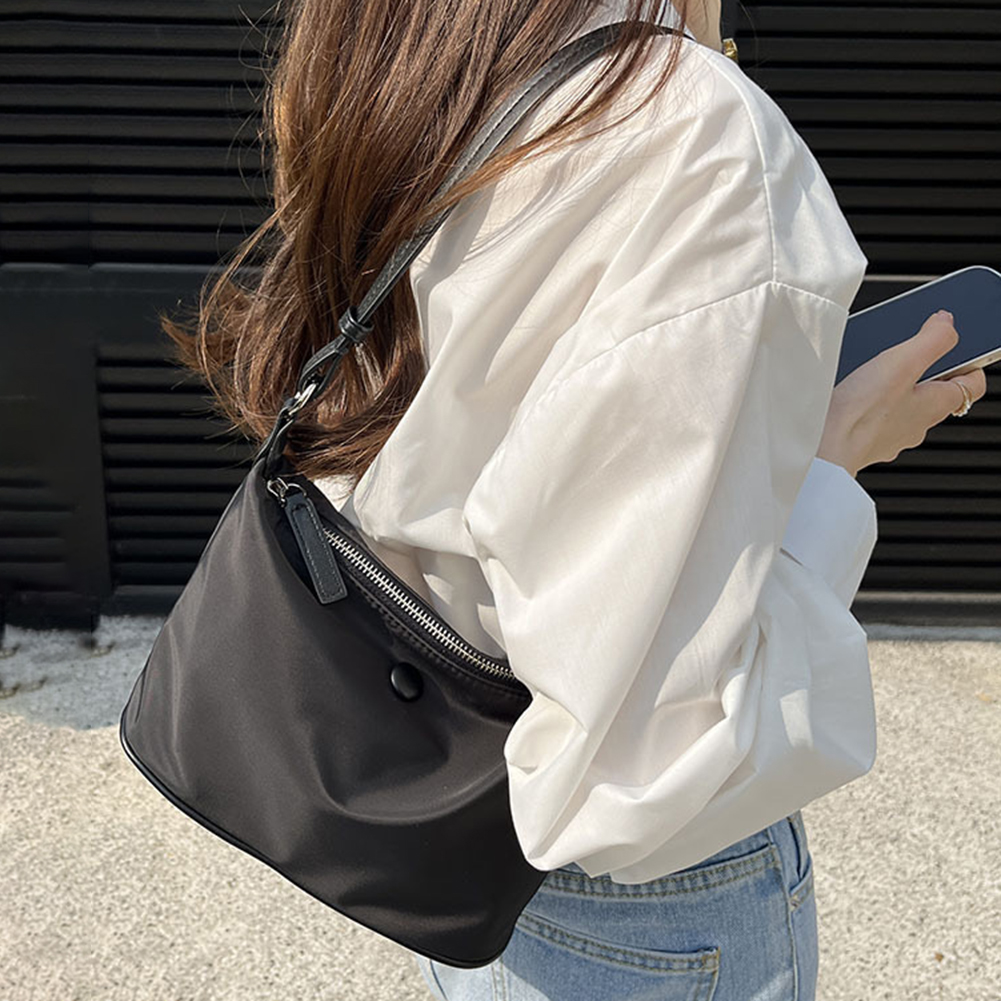 Simple Women's Nylon Shoulder Bags Solid Color Female Lightweight Totes Bag Fashion Girls Hobos Underarm Bag Purse Handbags