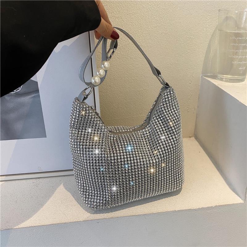 Women INS Fashion Rhinestone Square Bag Ladies Messenger Bag Designer Pearl Chain Shoulder Corssbody Bags