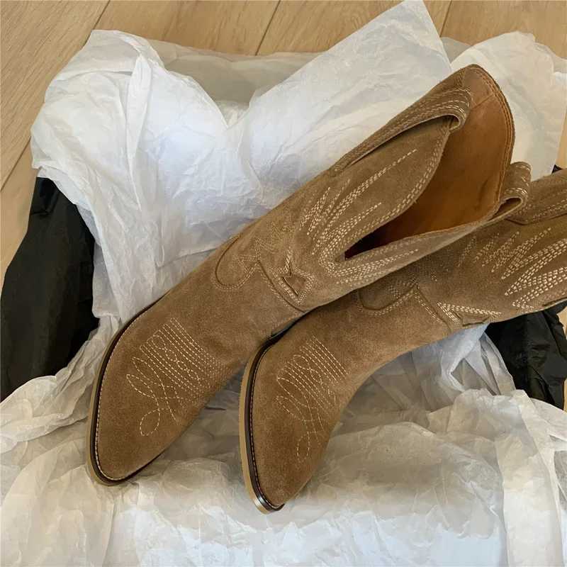 High Quality Natural Embroidered Warm Boots Leather Handmade Toe Nails Heels Autumn Winter Denim Boots New Wern Botas T241113