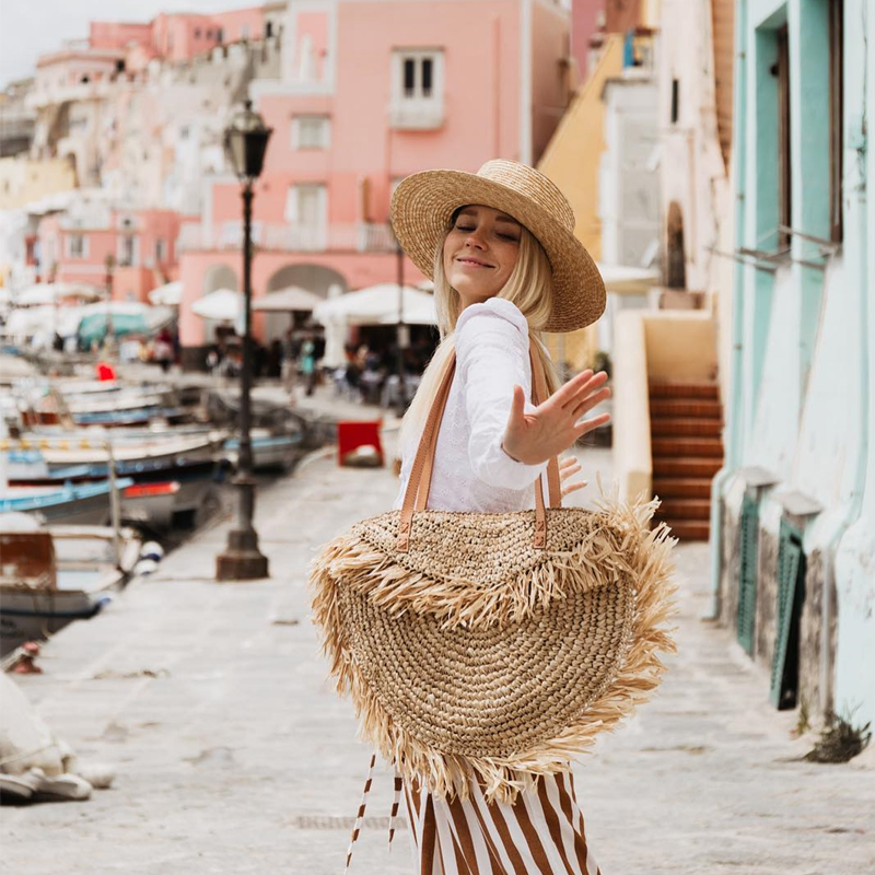 New semi-circular tassel shoulder straw bag spike paper woven bag beach fashion handbag