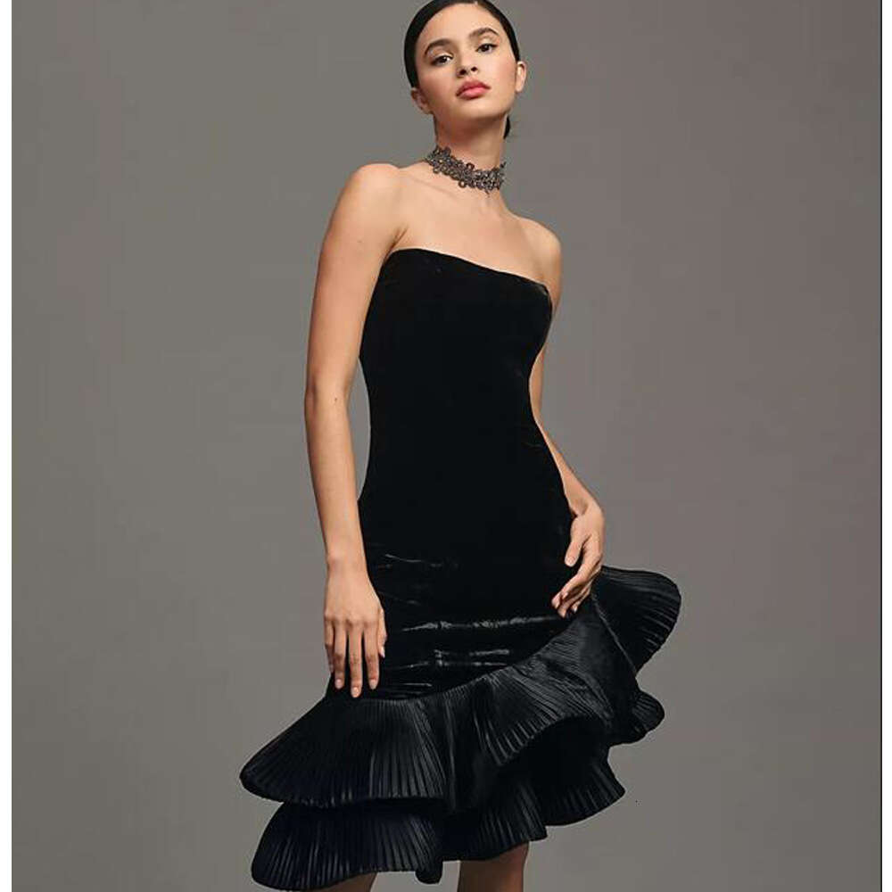 New womens velvet hem pleated Fashion fashion dress socialite party dress short skirt