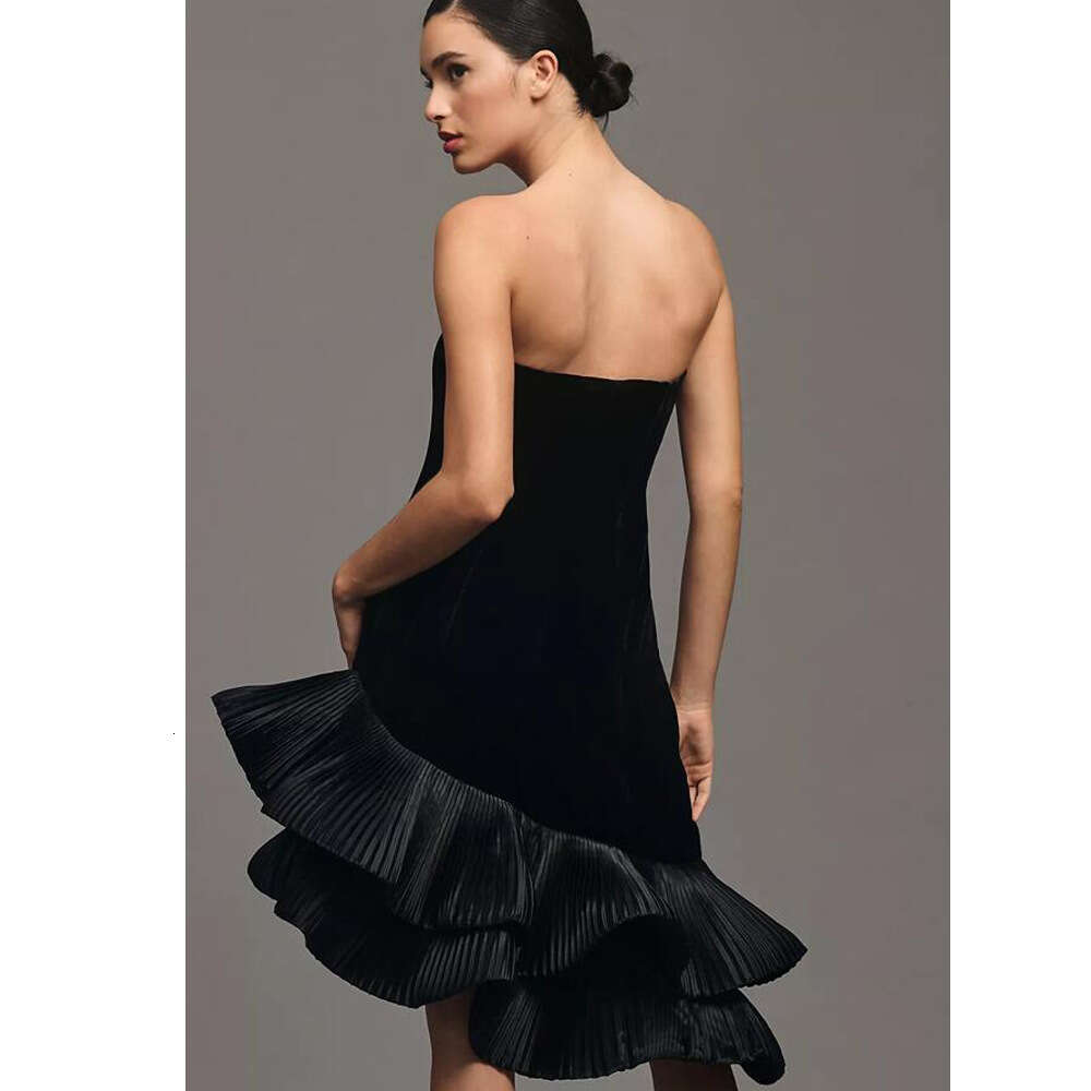 New womens velvet hem pleated Fashion fashion dress socialite party dress short skirt