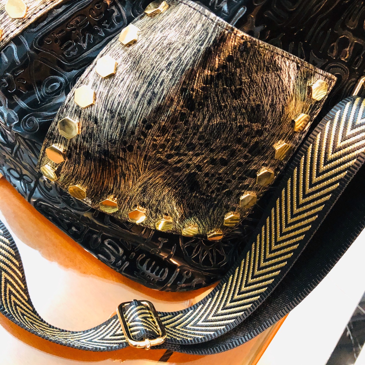 Oversized Women Vegan Leather Rivet Pockets Hobo Soft Slouchy Bag Female Quality Embossed Holographic Black Shoulder Bag Gift