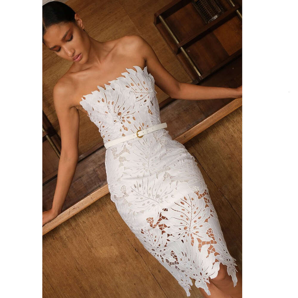 New strapless maple leaf water-soluble lace with waist belt slim fitting bandage dress small formal dress seaside vacation style