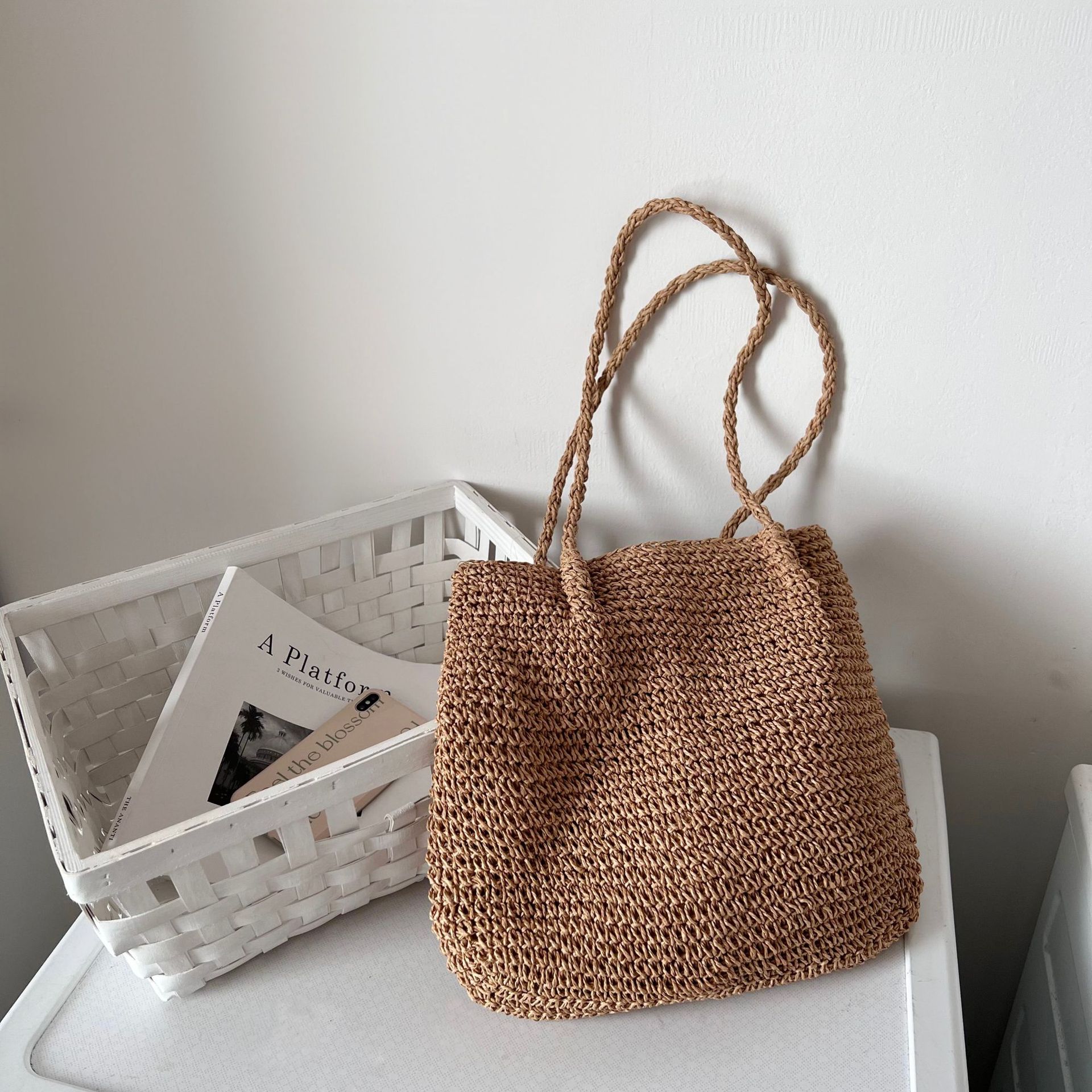 Single shoulder large capacity bag hand-held simple leisure woven bag beach vacation bag rattan woven bag women's bag