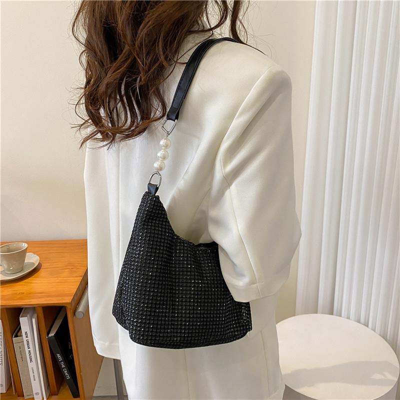 Women INS Fashion Rhinestone Square Bag Ladies Messenger Bag Designer Pearl Chain Shoulder Corssbody Bags