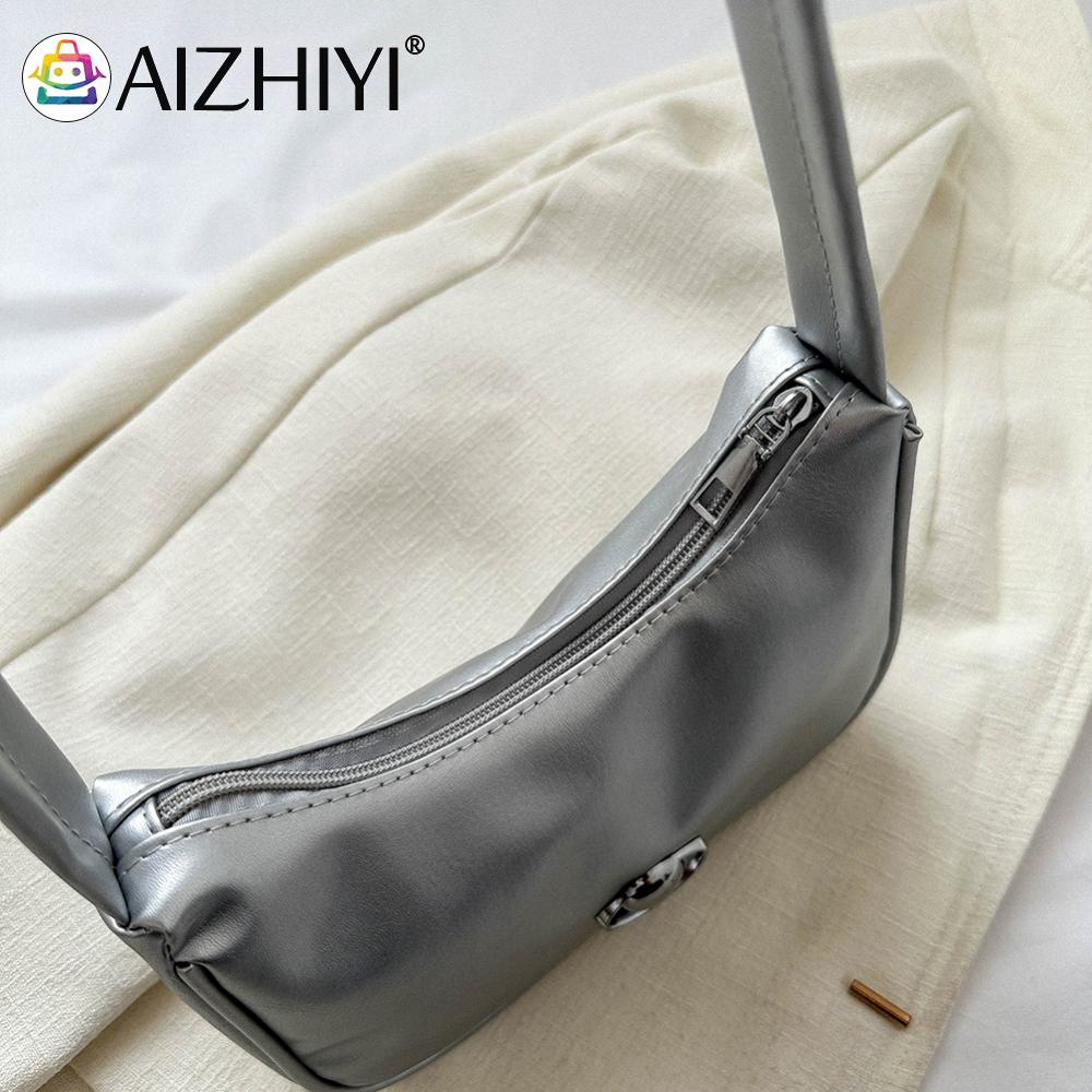Women Small Shoulder Bags Zip Closure Fashion Mini Purse Vintage Under The Arm Purse Lightweight Solid Purse Clutch