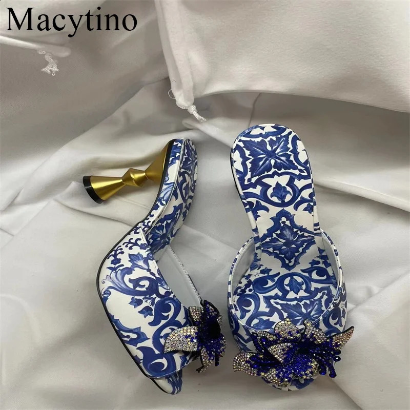 ly arrived bead flower decoration womens slider in 2024 strange high heels womens shoes with open toe girls exterior slider 240731