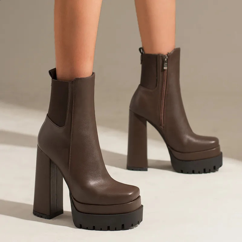 INS Leather Womens Ankle Boots Platform High Heels Black and White Short Boots Winter Gothic Punk Boots Party Shoes Womens Large Size 240731