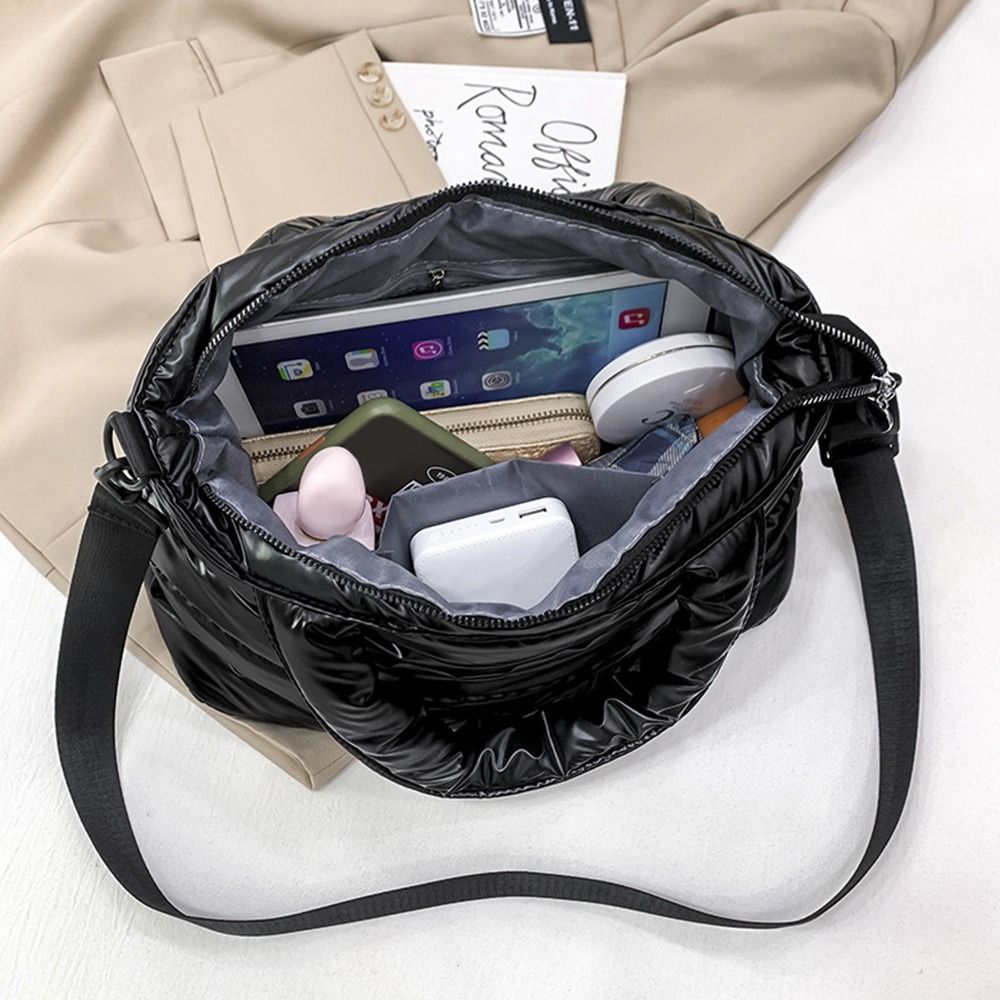 Puffer Tote Bag for Women Quilted Puffy Handbag Lightweight Down Cotton Padded Shoulder Bag Down Padding Crossbody Handbag
