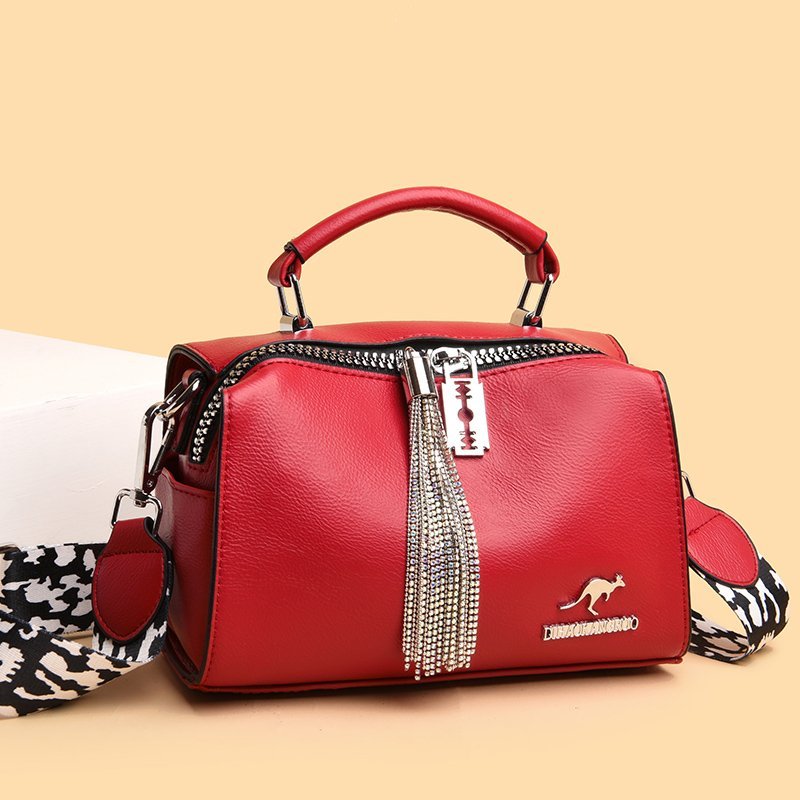 Fashion Tassel PU Leather Women Handbag Designer Women Shoulder Bag High Quality Ladies Crossbody Bag Luxury Female Tote Bag