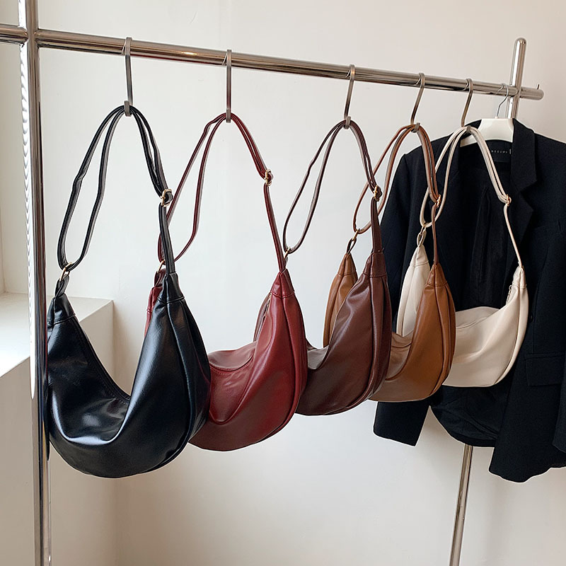 Big Half Moon Zipper Shoulder Side Bag for Women 2022 Fashion Crossbody Bag Female Winter Trend Designer Handbags