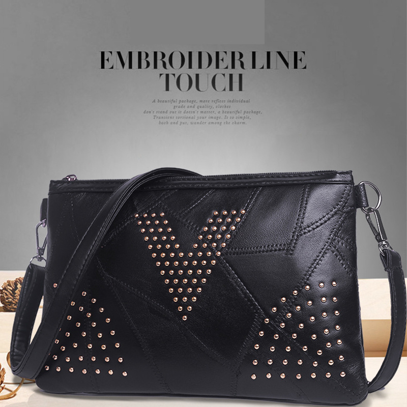 Women's Rivet Shoulder Bag Black PULeather Crossbody Bag Enveloped Daily Small Messenger Bags Shopping Lady Handbag