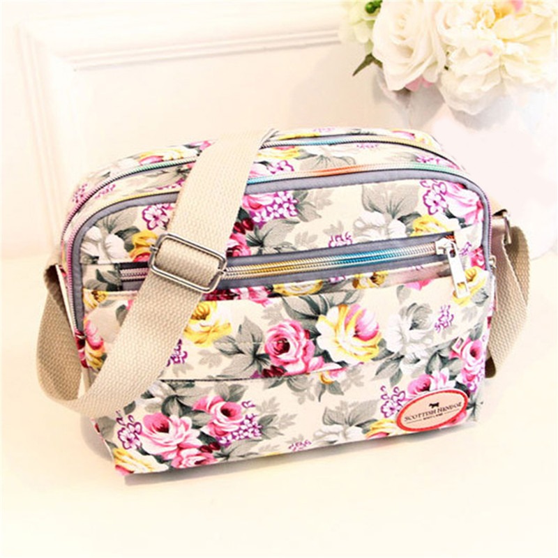 Fashion Floral Multicolor Printed Canvas Ladies Messenger Bag Trend Shoulder Bag Nylon Casual Messenger Bag Elder Gift