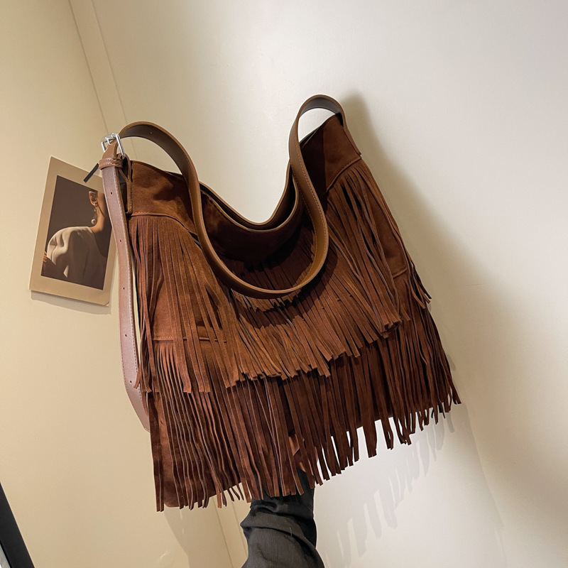 Brand Designer Suede Women's Shoulder Bag Retro Tassel Crossbody Bag Hobos Handbag Winter New