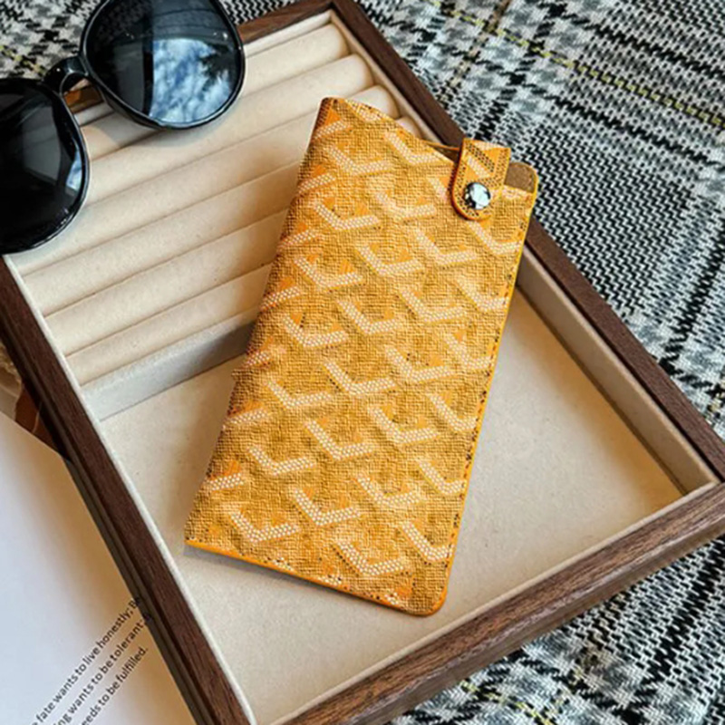 Floral Eyeglasses Case Portable Sunglasses Bag for Men Women Myopia Glasses Protective Cover with Pendant Fashionable Durable L250925