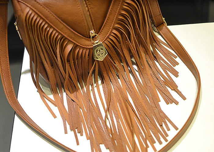 Celela 2023 Retro Fashion PU Leather Bucket Bag Large Tassel Bag Ladies Handbag Shoulder Messenger Bag Female Bag Oval Bag