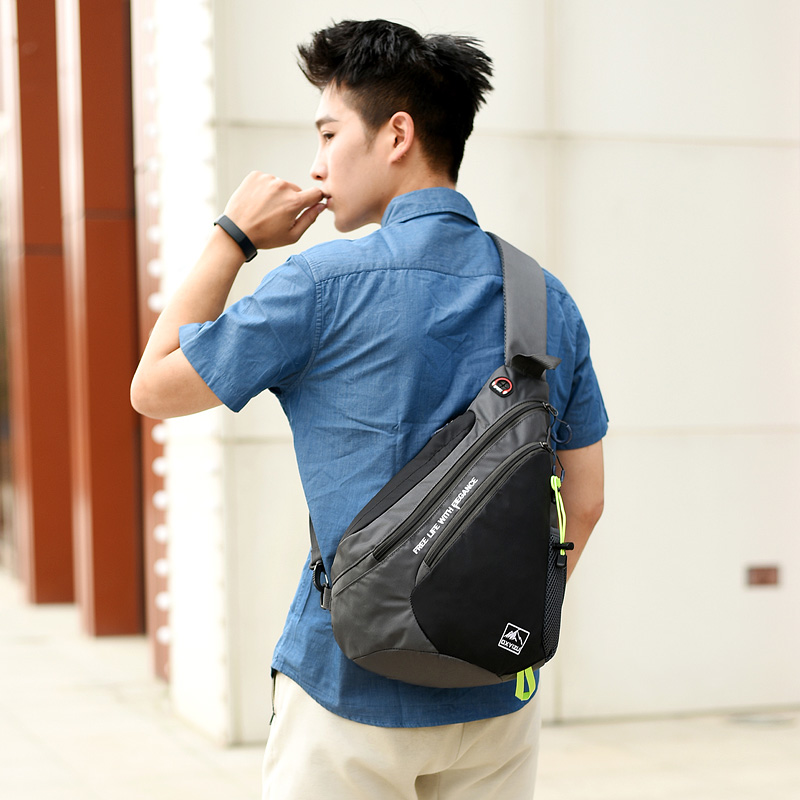 Fashion Ladies Shoulder Bag Couple Messenger Outdoor Waterproof Chest Bags Travel Sling Sport Bottle Bagpack Multifunctional Men
