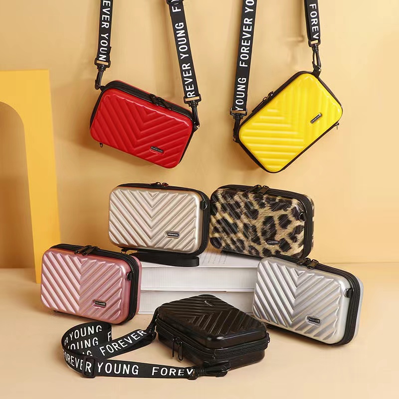 Luxury Hand Bags for Women 2022 New Suitcase Shape Totes Women Famous Brand Clutch Bag Mini Box Bag Fashion Mini Luggage Bag