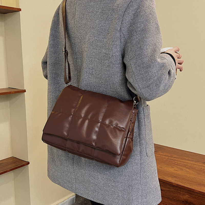 Luxury Embroidered Plaid Shoulder Bag Women Flap Messenger Bag Solid Color Crossbody Bag Retro Lady Armpit Handbag Shoppig Bags