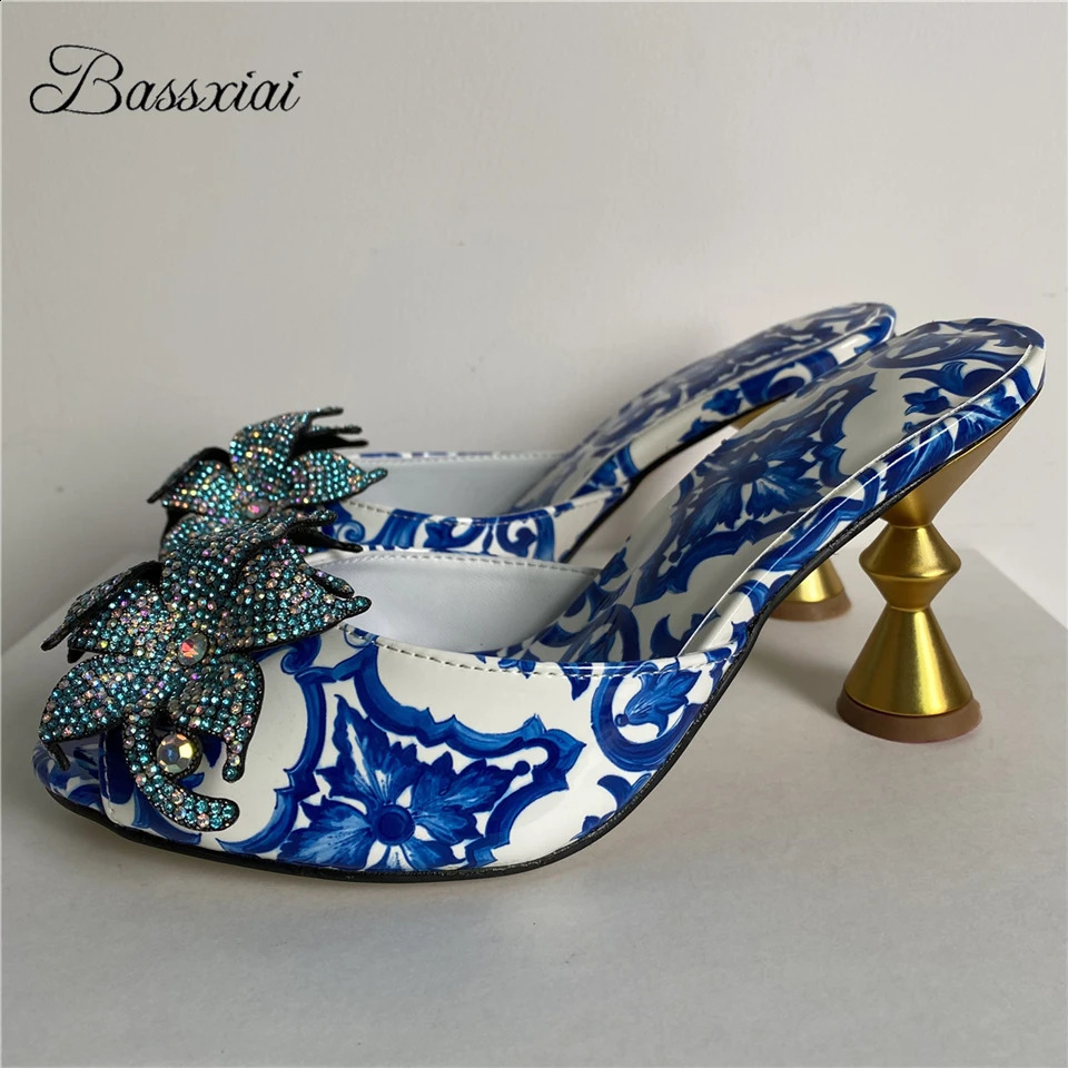 Unique printed genuine leather modern sandals for women with strange metal heels crystal rhinestone flower suspenders mules summer 240731