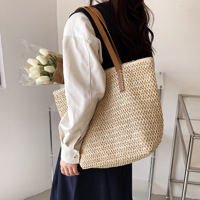 Hand-woven Women's Shoulder Handbag Bohemian 2022 Summer Fashion Straw Beach Tote Bag Travel Shopper Weaving Shopping Bags