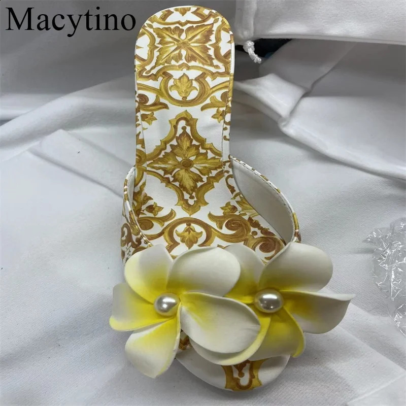 ly arrived bead flower decoration womens slider in 2024 strange high heels womens shoes with open toe girls exterior slider 240731